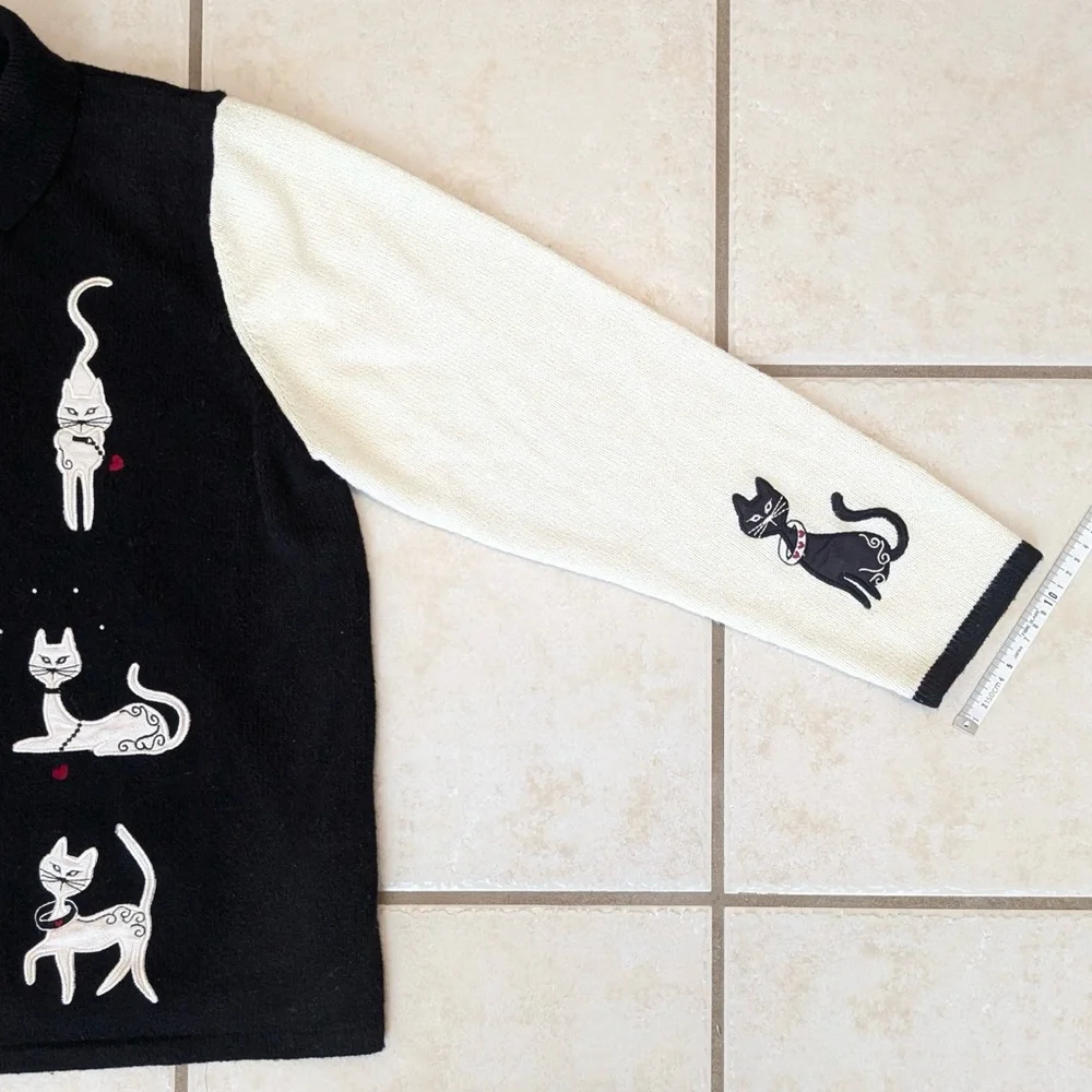 90s Vintage Tanjay Cat Grandma Sweater Size XL Heart Shaped Zipper Black & White - Picture 14 of 16